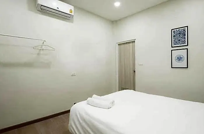 Hidden Dragon China Town Hotell 3*